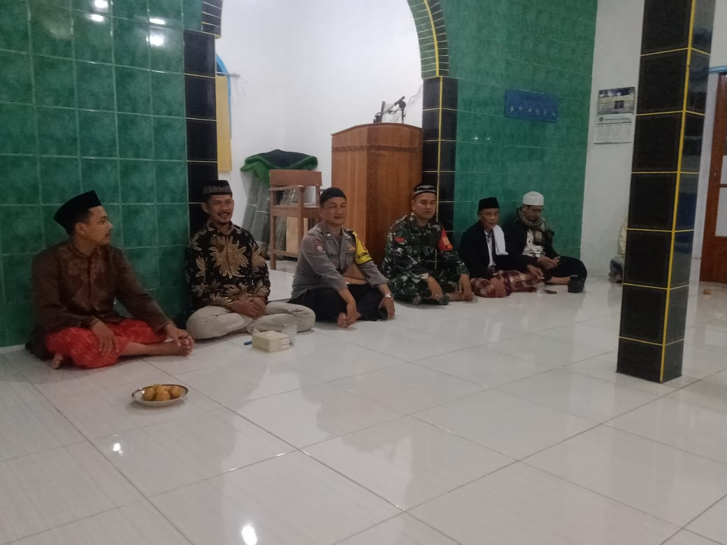 Teraweh keliling tingkat Desa Kertaharja